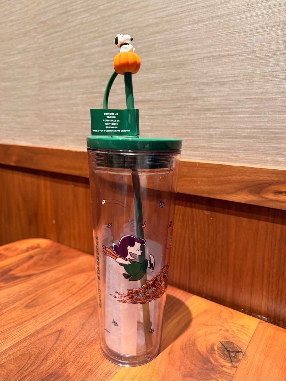 Starbucks peanut collection 2026 snoopy fall tumbler with straw